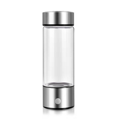 Wasserstoff Wasser aus der HydroVive Flasche – sichtbar sprudelnde Frische.